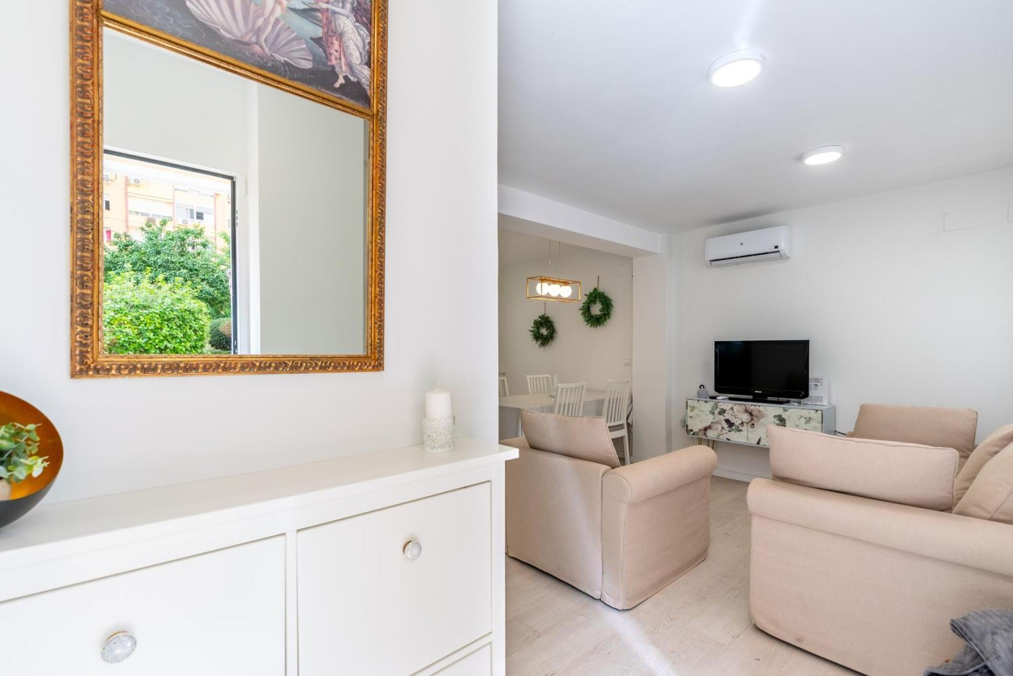 Whitey House In Triana Apartment เซบีญา ภายนอก รูปภาพ