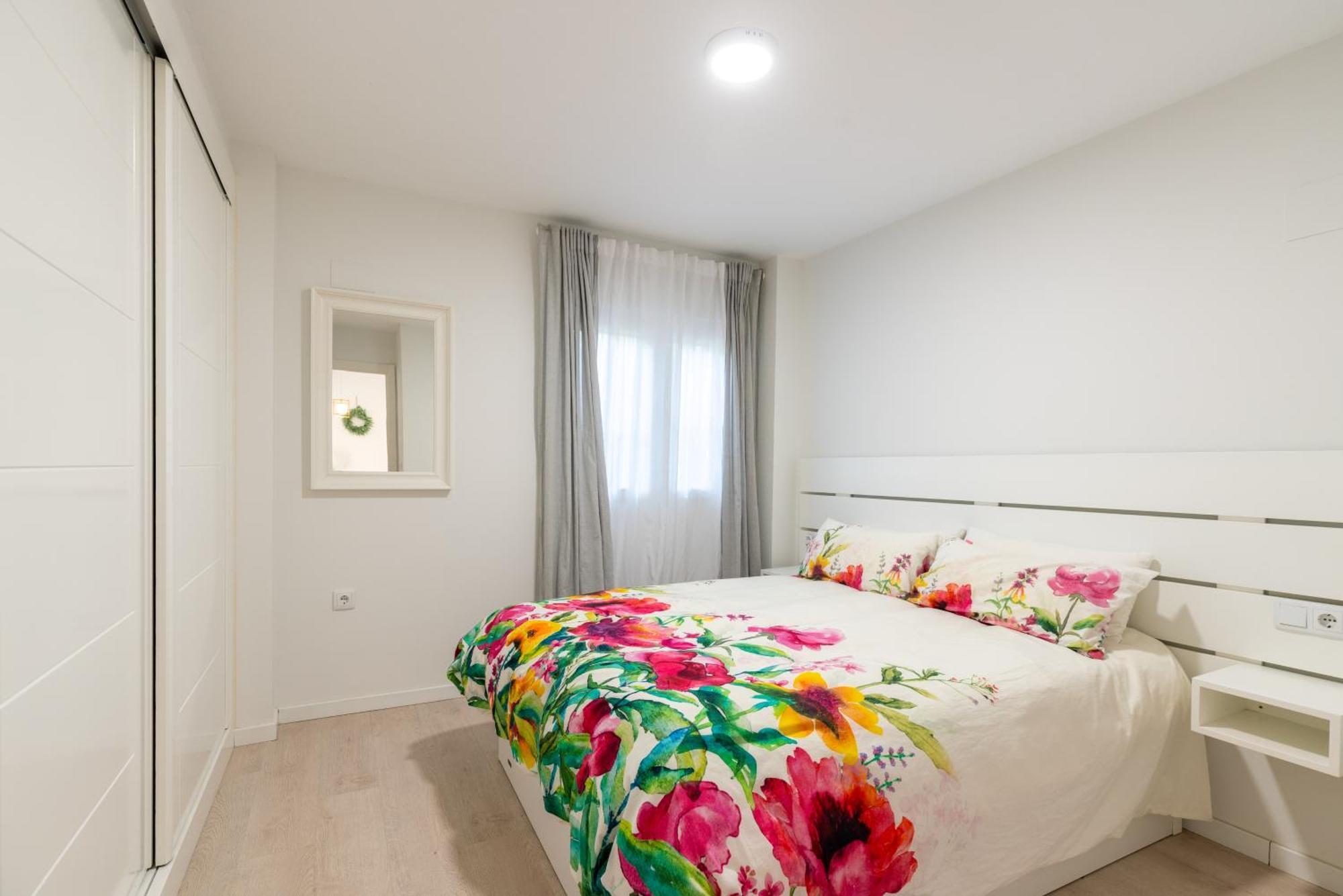 Whitey House In Triana Apartment เซบีญา ภายนอก รูปภาพ