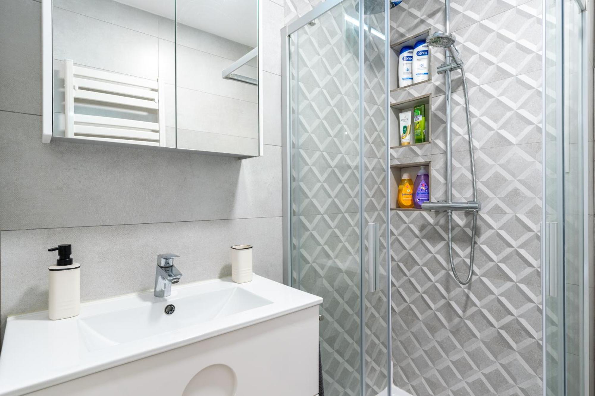 Whitey House In Triana Apartment เซบีญา ภายนอก รูปภาพ